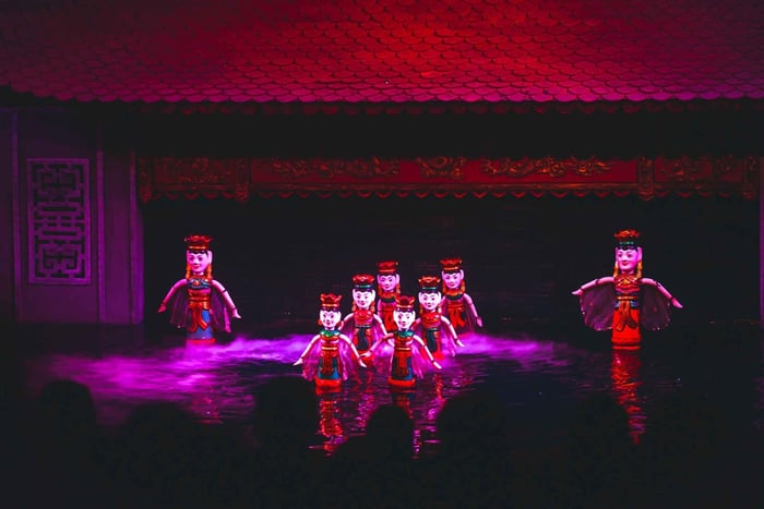 Hanoi: Water Puppet Show Ticket with Hotel Delivery Add-On