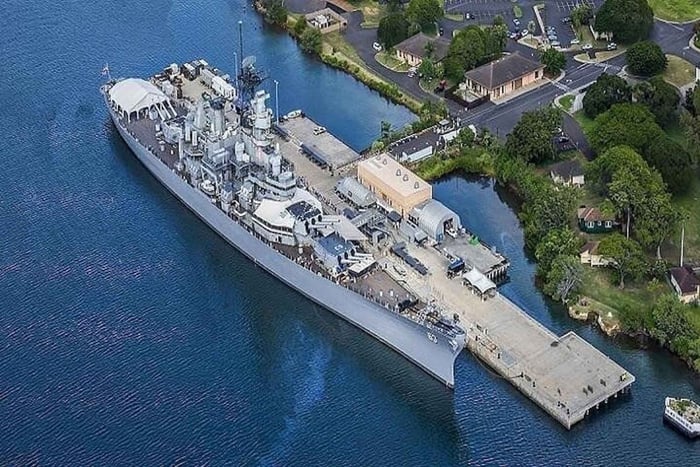 Desde Waikiki: Recorrido por los acorazados de la Segunda Guerra Mundial en Pearl Harbor