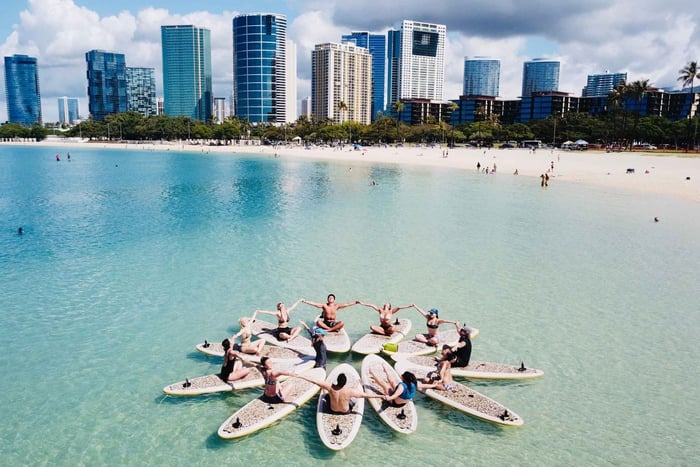 Honolulu: Clase de Yoga SUP (Standup Paddleboard)