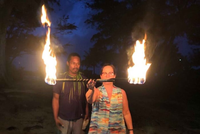 Kaua'i Experiencia con el cuchillo de fuego samoano