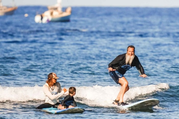 Lahaina: Private 2-Hour Surf Lessons for All Ages