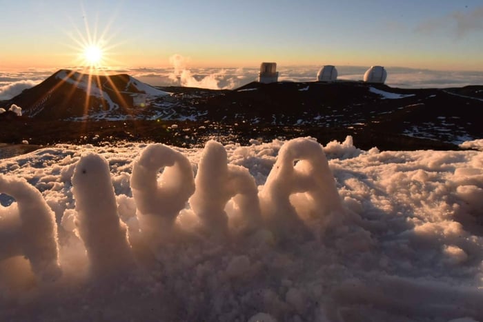 Excursión al atardecer y a las estrellas en la cima del Mauna Kea con fotos