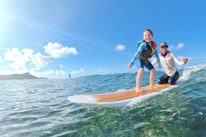 Oahu - Surfing för barn Surfinglektion för barn i Waikiki Beach (upp till 12)