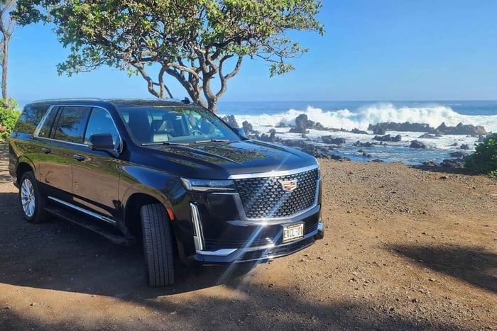Prywatna wycieczka VIP Road to Hana w Cadillac Escalade z pickupem
