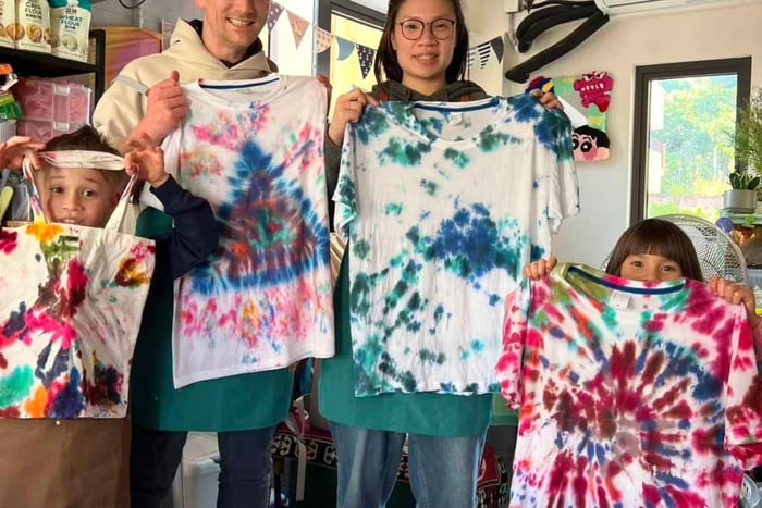 Hong Kong: Tie-Dye Workshop in Ma Wan 1868 Art Village