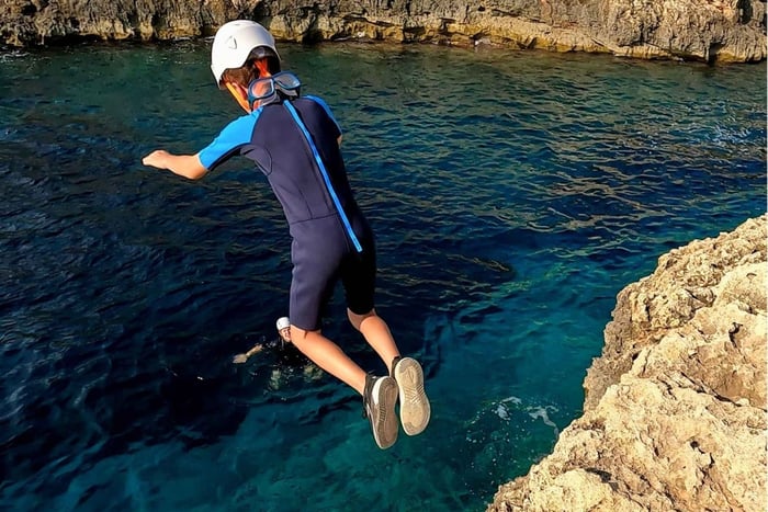 Coasteering Express (2 timmar) – Sa Pedrera-äventyr