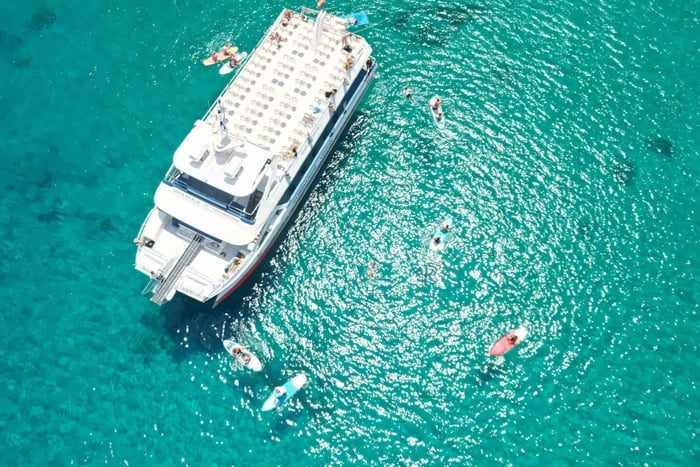 Formentera: Veneilyretki snorklauksella ja lounaalla