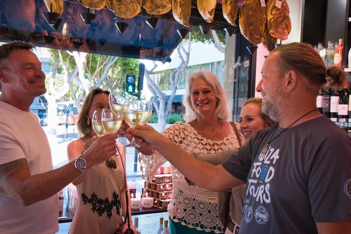 Tour Gastronômico Guiado pela Cidade de Ibiza com Degustações