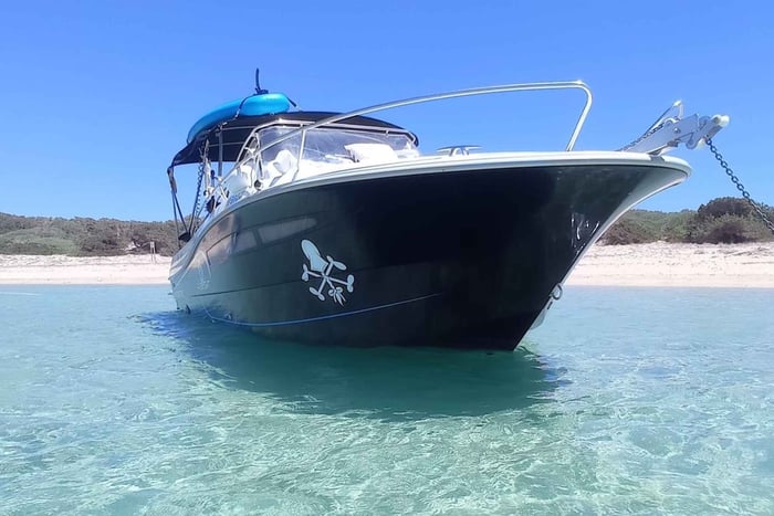 'North of the Island' tour from the sea on a private boat