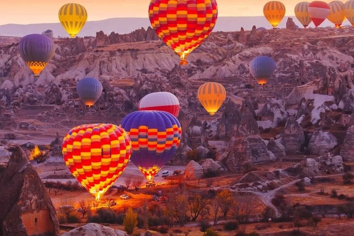 Desde Estambul Capadocia Excursión de un día en privado con vuelos