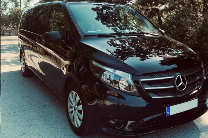 Istanbul Airport (IST): Shuttle service from/to city central