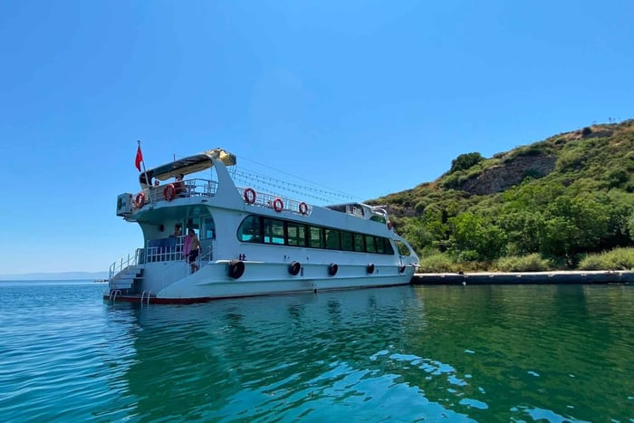 Istambul: Excursão para a Ilha Sivriada com Mergulho e Almoço