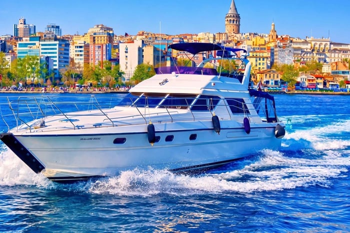 Istanbul: Luxury Yacht on Bosphorus