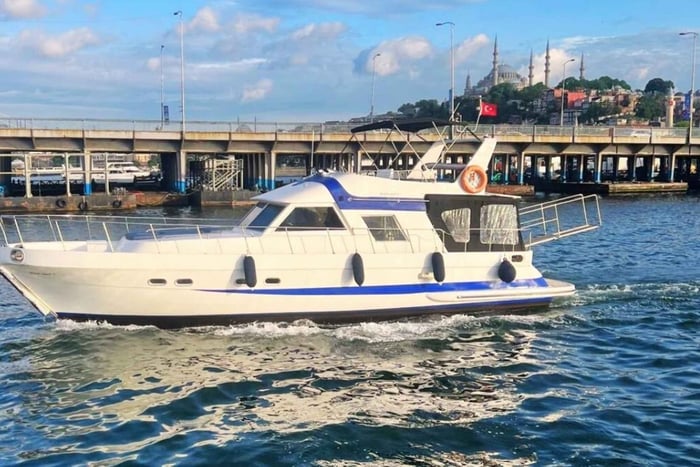 İstanbul:Privat lyxjakt på Bosporen 14 meter (46 fot)