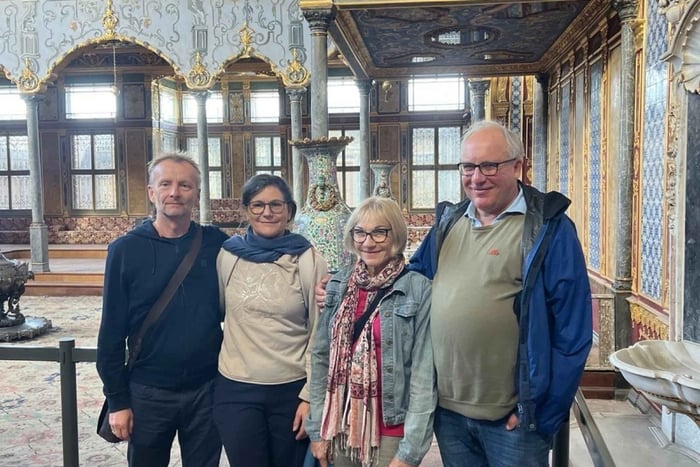 Topkapi Palace and Harem Guided Tour - Skip-the-Ticket-Line