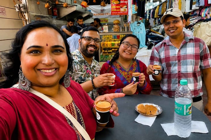 Delhi: Antica Delhi: tour street food e patrimonio culturale con risciò