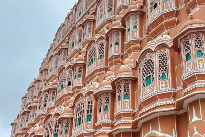 Fra Delhi: Privat dagsomvisning i Jaipur med bil med klimaanlegg og turguide