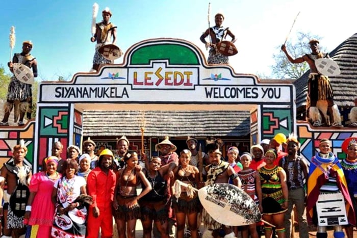Lesedi Cultural Village & Apartheid Museum Day Tour