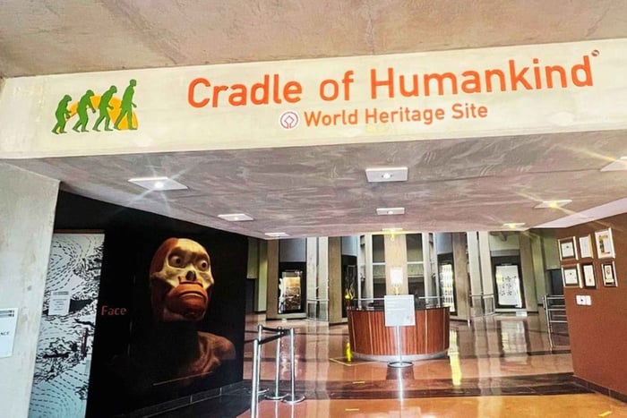 Sterkfontein Caves, Maropeng & Lesedi Tour