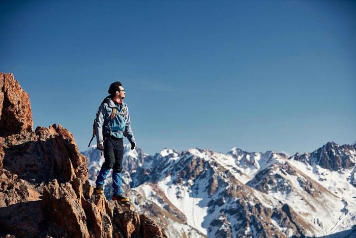 Almaty Geavanceerd Wandelen: Vier Piekentocht