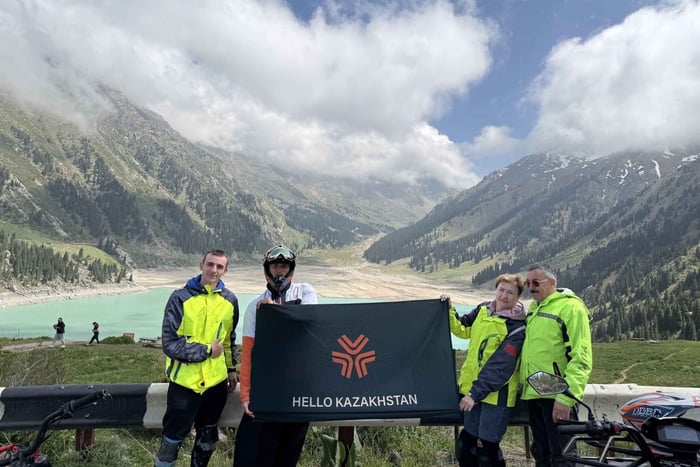 Almaty : visite guidée en vélo électrique du grand lac d'Almaty