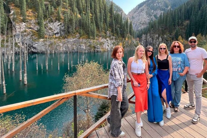 Almaty: Kaindy Lake, Kolsai & Charyn Canyon Tour & Lunch