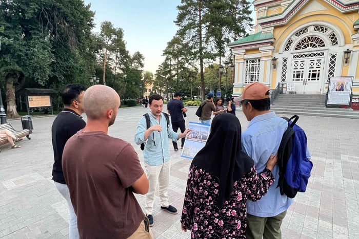 Visite à pied d'Almaty : vie locale et joyaux cachés