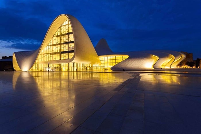 Baku: Nattutflukt med gamlebyen, Highland Park og moskeen