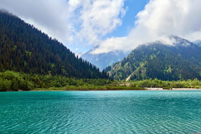 From Almaty: Esik Lake and Turgen Waterfall Day Trip