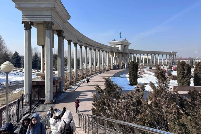 Group Tour: Big Almaty Gorge (Ayusai, Almarasan, Park)