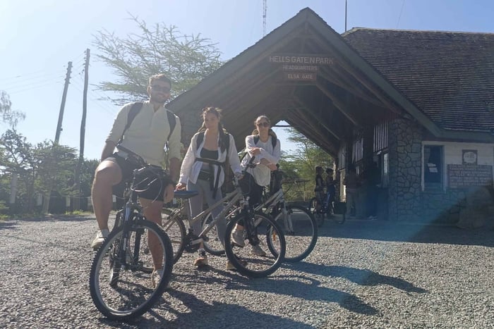 Depuis Nairobi : le royaume des falaises et des gorges à Hell's Gate
