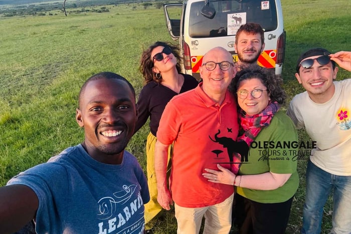 Z Nairobi do rezerwatu Masai Mara i wizyta w wiosce Wycieczka 1-dniowa