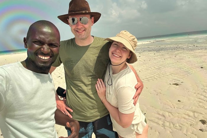 Mombasa: Street Food and Nightlife Experience