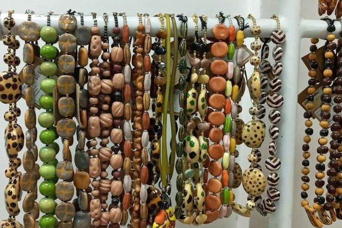 Tour door Nairobi Giraffe Center met Karen Blixen & Kobe Beads'.