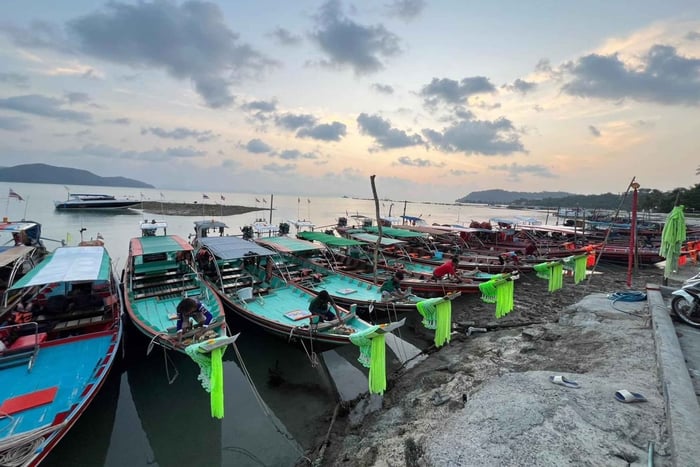 Privat bådtur med long-tail båd til Koh Madsum og Koh Tan
