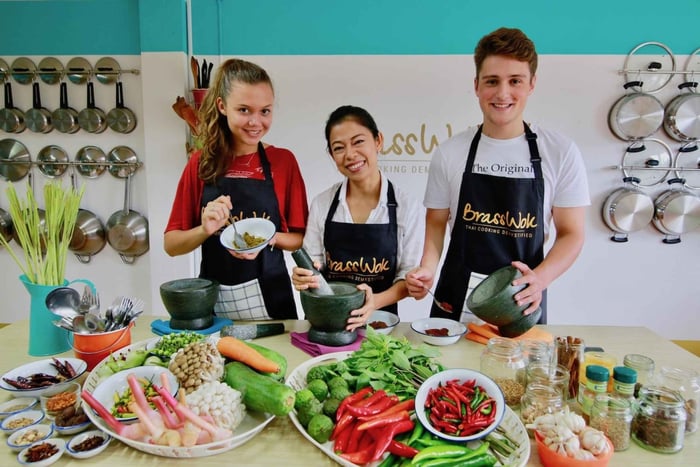 Phuket: Thai Cooking Class with Optional Local Market Tour
