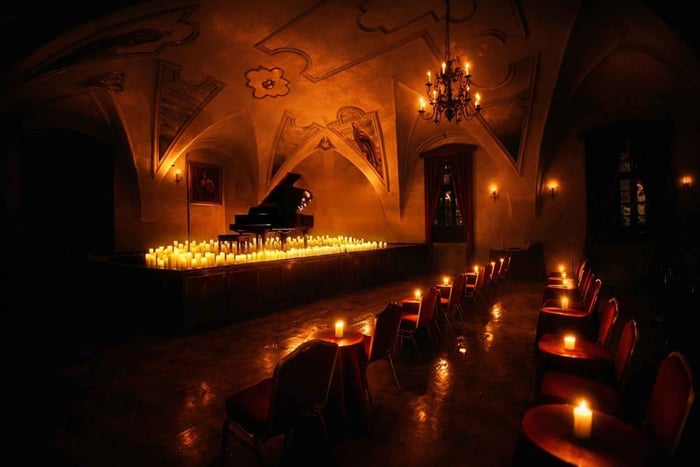 Kraków: Chopin Concert with Candle Glow