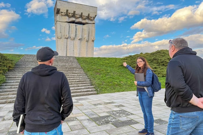 Krakow: Plaszow Concentration Camp Guided Walking Tour