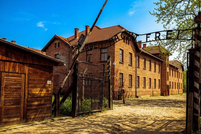 Tour guiado desde Cracovia a Auschwitz Birkenau y visita al gueto