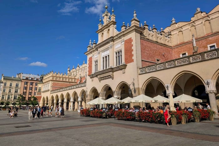 Old Town and Wawel Castle Guided Walking Tour