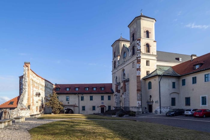 Private Monasteries Tour with Tyniec Abbey Visit