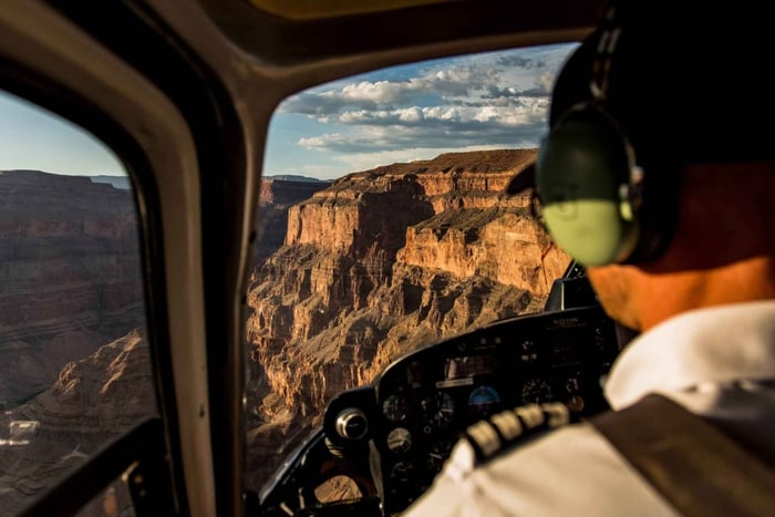 Grand Canyon : survolez le canyon et au-delà en hélicoptère