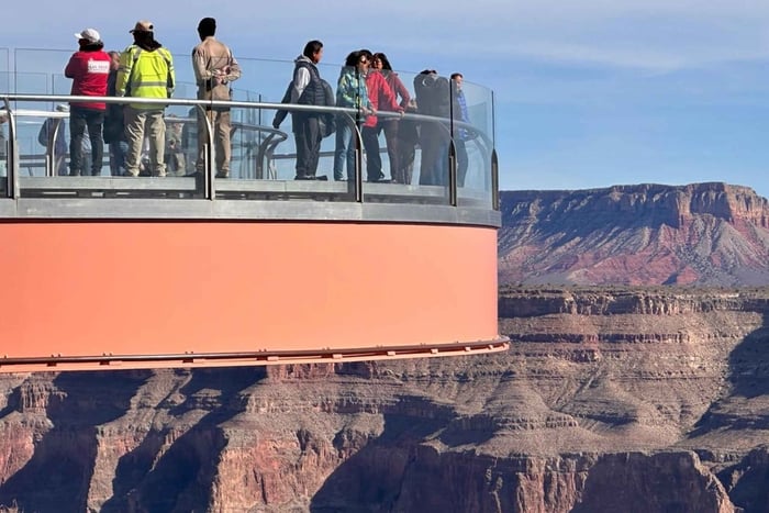 Rundtur i Grand Canyon med fransk guide, inklusive Skywalk