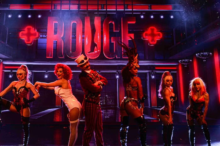 Las Vegas ROUGE Live Show en el STRAT Ticket de entrada