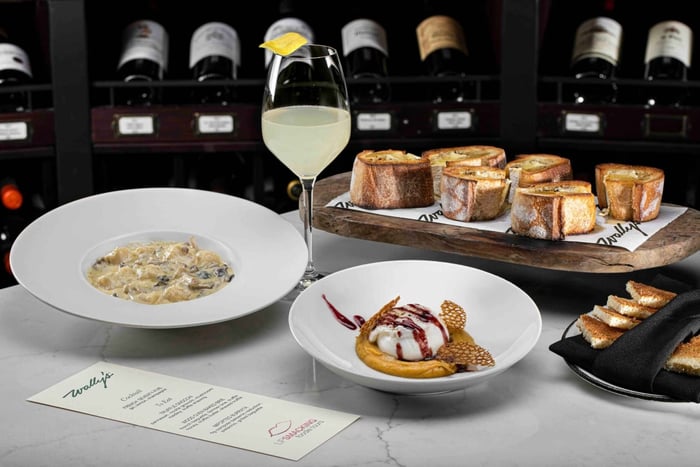 Savors of the Strip: 3-Hour Culinary Walking Tour