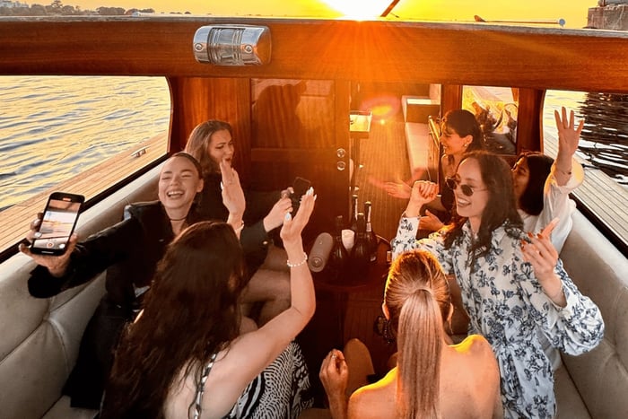 Riga: Private VIP Boat Tour on the Daugava River