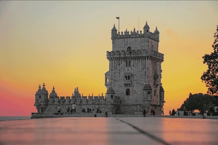 Lisboa: tour en bici eléctrica por las 7 colinas y Belém con degustaciones locales
