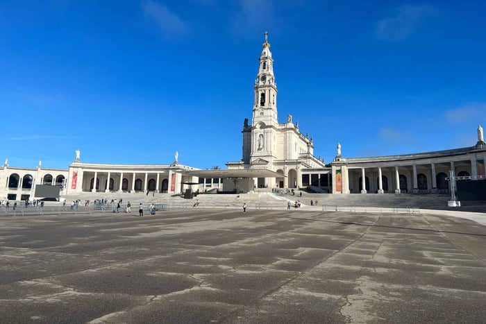 Fatima , Polski Przewodnik , Aljustrel , Nazare , Obidos