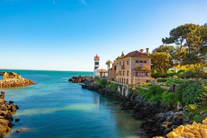 Sintra, Pena Palace, Regaleira, Roca & Cascais Tour