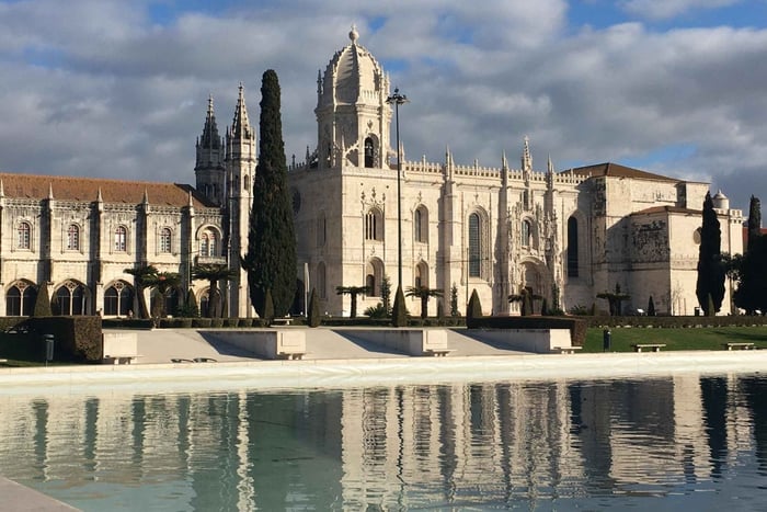 Belem Walking Tour with Jeronimos Monastery Ticket